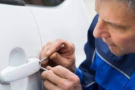 extra mile, sudbury hill, st albans, competitive rates, lost your keys, locks, locksmith, locksmith, repair, access, unlock, locked, cars, professional, deal